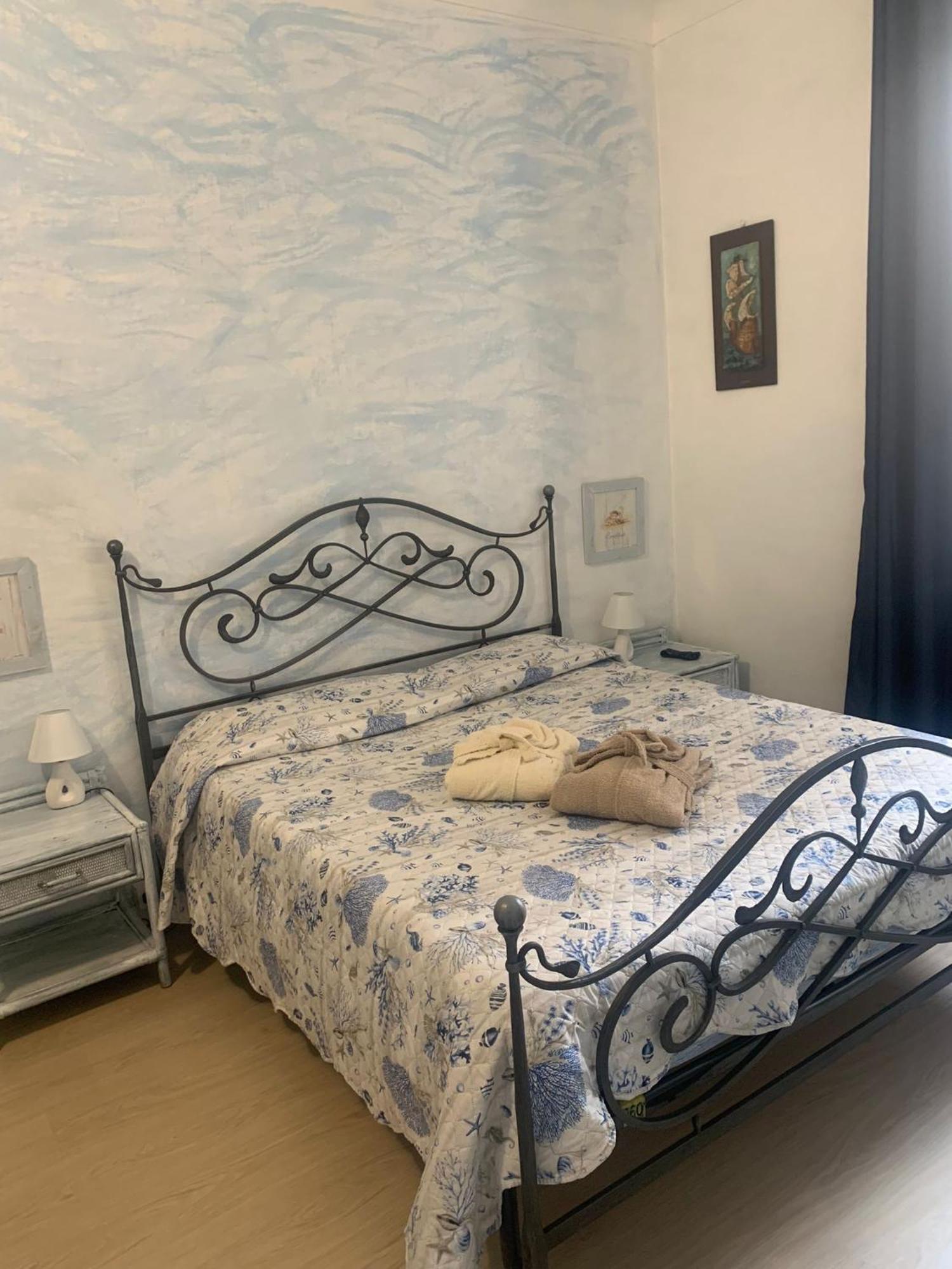 The Sea Flower Appartamento Con Giardino E Garage Auto Incluso サンレモ エクステリア 写真